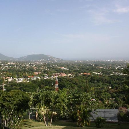 Hill Top Kingston Jamaica Eksteriør billede